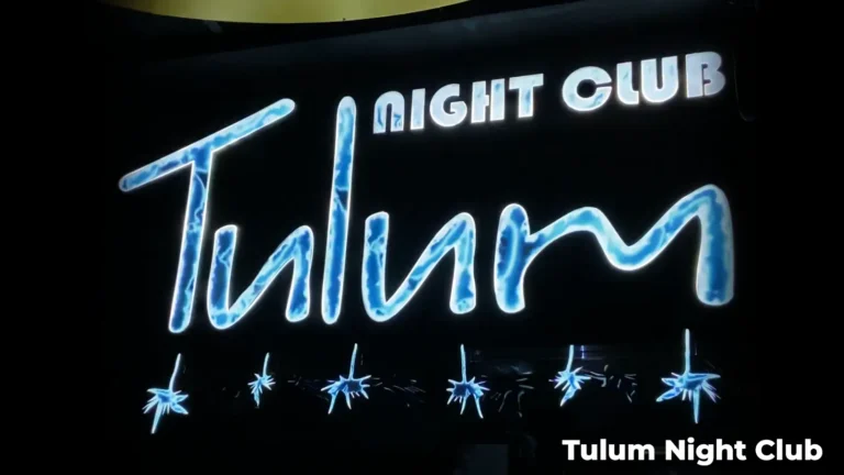 Tulum con nombre del lugar- Electricidad azul